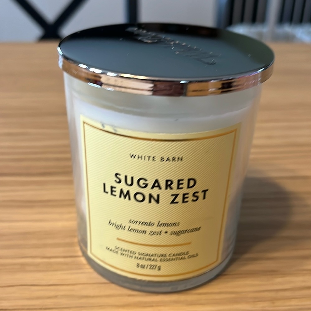 Bath & Body Works Single Wick Candle. Sugared Lemon Zest. - Picture 1 of 3